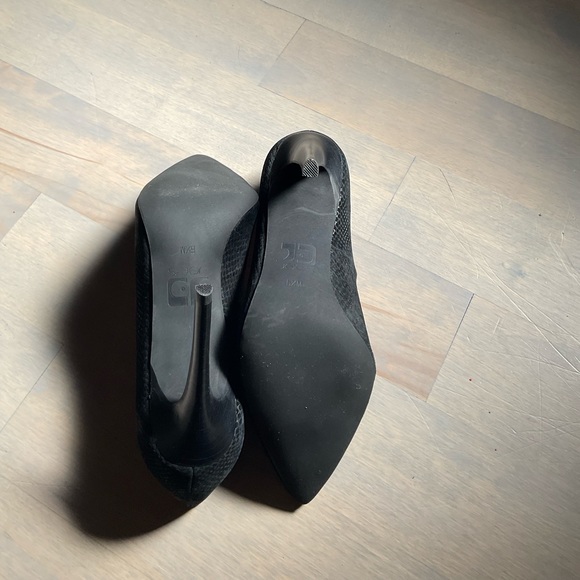 Joe’s heels size 6.5 - Picture 4 of 5